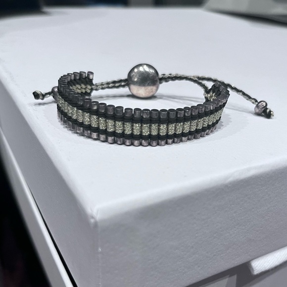Links of London friendship bracelet - Picture 1 of 6